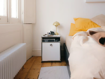 USM HALLER NIGHT TABLE - Bedside table with drawers by USM - view 2