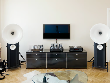 USM HALLER SIDEBOARD - Modern modular lacquered sideboard by USM - view 3