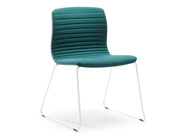 UNION GUEST - Sled base upholstered chair by VAGHI - view 3