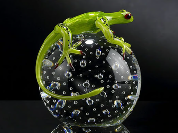 SPHERE WITH GEKO - Glass decorative object by VGnewtrend - view 2