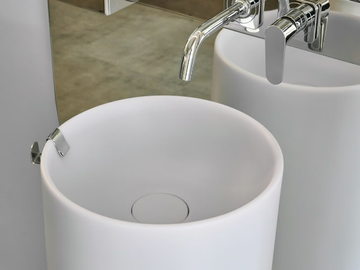 VEXO - Freestanding resin handrinse basin by Vallvé - view 2