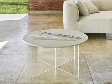 BELT AIR - Round PMMA garden side table by Varaschin - view 2