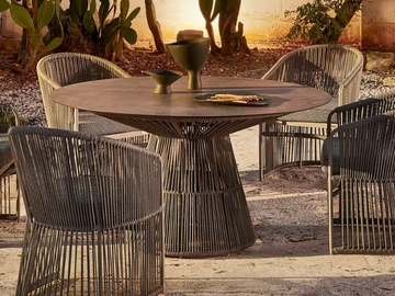 TIBIDABO - Round table with synthetic fiber weaving and glass top by Varaschin - view 2