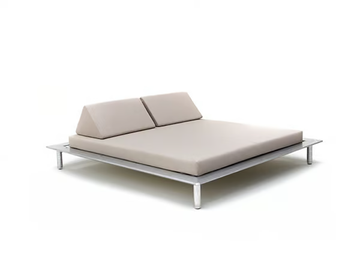 SUNMOON TATAMI - Acrylic and aluminium garden bed by Varaschin - view 2
