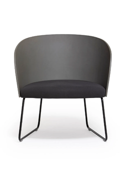 CISTELL ORIGINAL - Metallic sled base easy chair with wooden back by Vergés - view 3