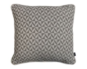 CUSHION TERRASSE FR LINEN GREIGE 50×50 P by Aldeco