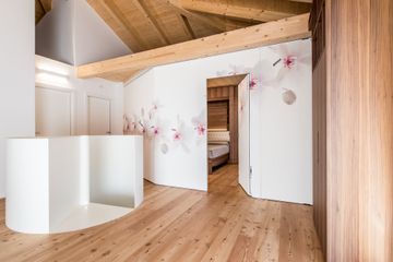 Light Movable Walls by Anaunia