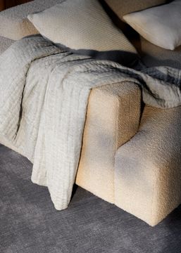 Collect Throw SC81 by &tradition - view 3