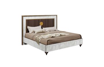 Romantica Beds by Arredoclassic