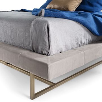 Paradise New Classic Style Bed by Arte Veneziana - view 9
