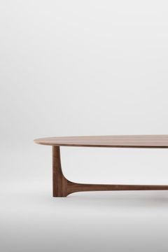 Oskar table by Artisan