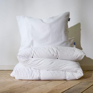 Brilliant white pillowcases by Auping - view 5