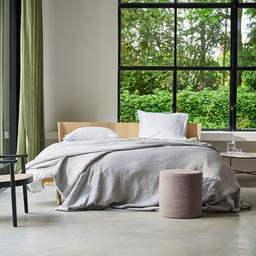 Déjàvu grey pillowcases by Auping - view 3
