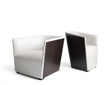 Nest 1607 by Bross