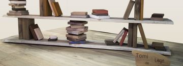 “Tomi de Legn” bookcase of solid wood by Cadorin Group