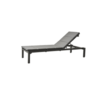 Relax sunbed by Cane-line