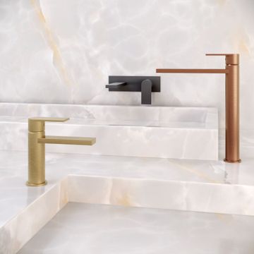 ILQUADRO 21221/21231/21221O/21231O - Recessed thermostatic shower mixer with plate by Carimali