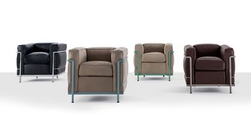 2 Fauteuil Grand Confort, petit modèle by Cassina