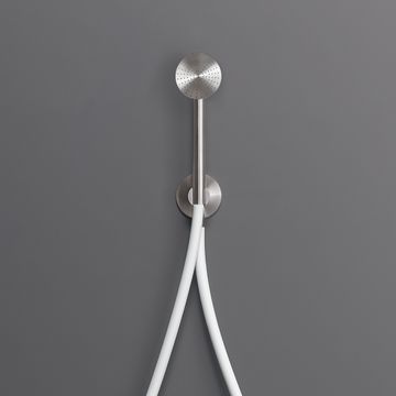 HAND SHOWERS AND BRACKETS FRE95 by Ceadesign