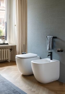 Back to wall Wc Era - rimless by Ceramica Cielo