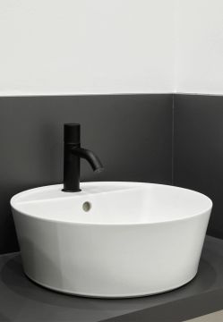 HANDY on top washbasin by Ceramica Cielo