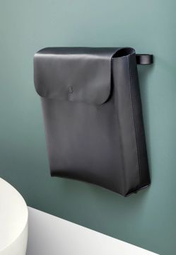 Narciso leather bag by Ceramica Cielo