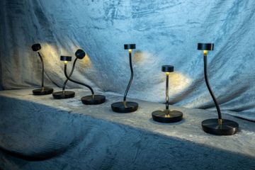 Rivetto Octopus - Modelable leather Led table lamp by Chiaro di Luna