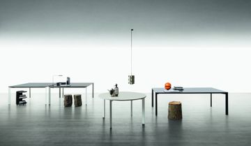 Shard - executive desk by Citterio