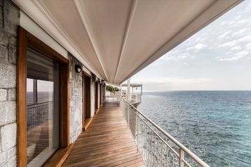 Eleganza gourmet sul mare, con Pergotenda® Palladia® | Diamo valore al vostro spazio esterno Corradi by Corradi