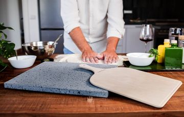 Pala Pizza Multiuso in Legno di Betulla (30×30 cm) – Leggera e Sottile by Cuore Lavico - view 2