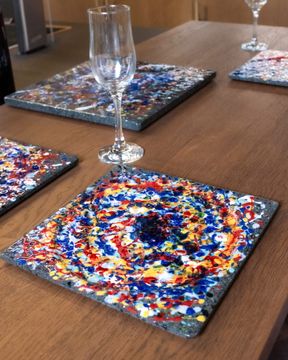 Piatto Dessert & Gourmet “Momento” in Pietra Lavica (22×22) by Cuore Lavico - view 3