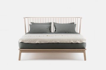 COMPANIONS BED by De La Espada - view 2