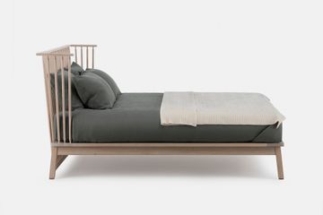 COMPANIONS BED by De La Espada - view 4