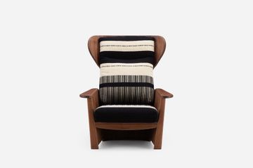 TWENTY-FIVE BERGERE CHAIR WITH MANTA LIDO by De La Espada - view 2