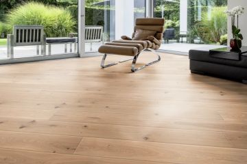 Varnished Invisible Country OAK solid oak flooring by Décoplus Parquets