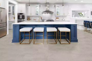 Caldera Concrete Pearl Tiles vinyl flooring by Décoplus Parquets