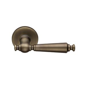 TIFFANY - Brass door handle on rose by Dnd - view 5