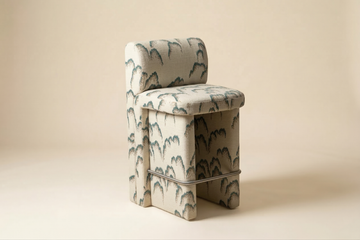 slide bar chair by DOOQ