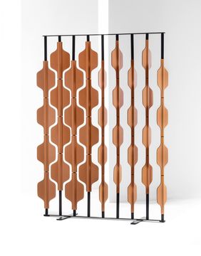 Free standing room divider Ro by ENRICO PELLIZZONI