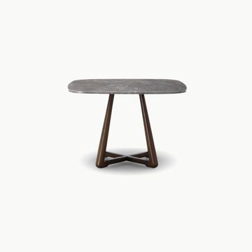LPIDC06 – Table by Exteta