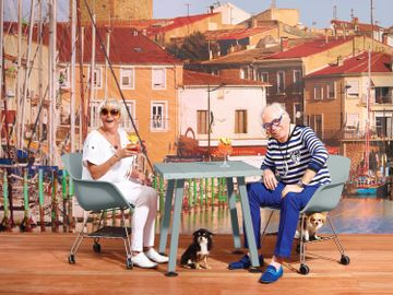 Captain’s Sliding Chair by Extremis