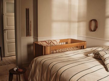 Tilu Baby Cot - Natural Oak by Ferm Living - view 5