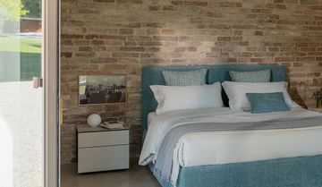 Juta bedside table by Flou