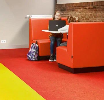 sarlon 15 db graphic red doodle by Forbo - view 2