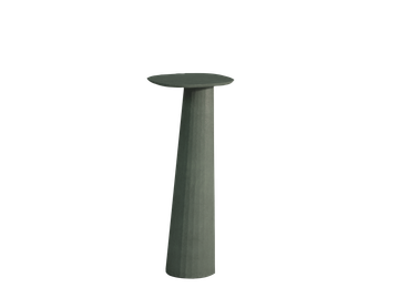 Fusto Pedestal by Forma&Cemento