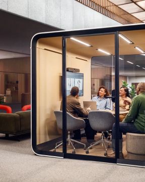 Framery Six™ - Der smarte Besprechungsraum für Teams bis zu 6 Personen by Framery