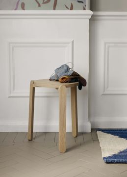 Nomad Stool by Fritz Hansen - view 4