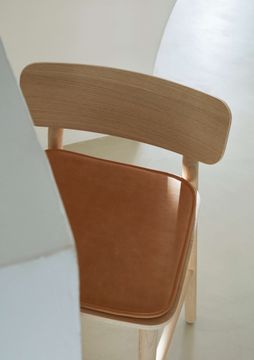 Hven Bar Stool by Fritz Hansen - view 3