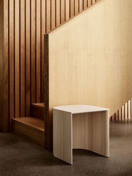 Taburet by Fritz Hansen - view 6