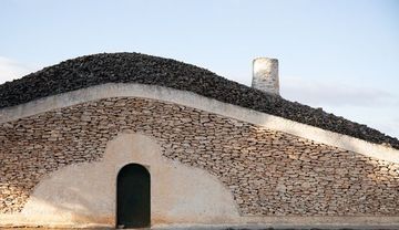 Viniculture Recipient, Elías López Montero by Gaggenau - view 3